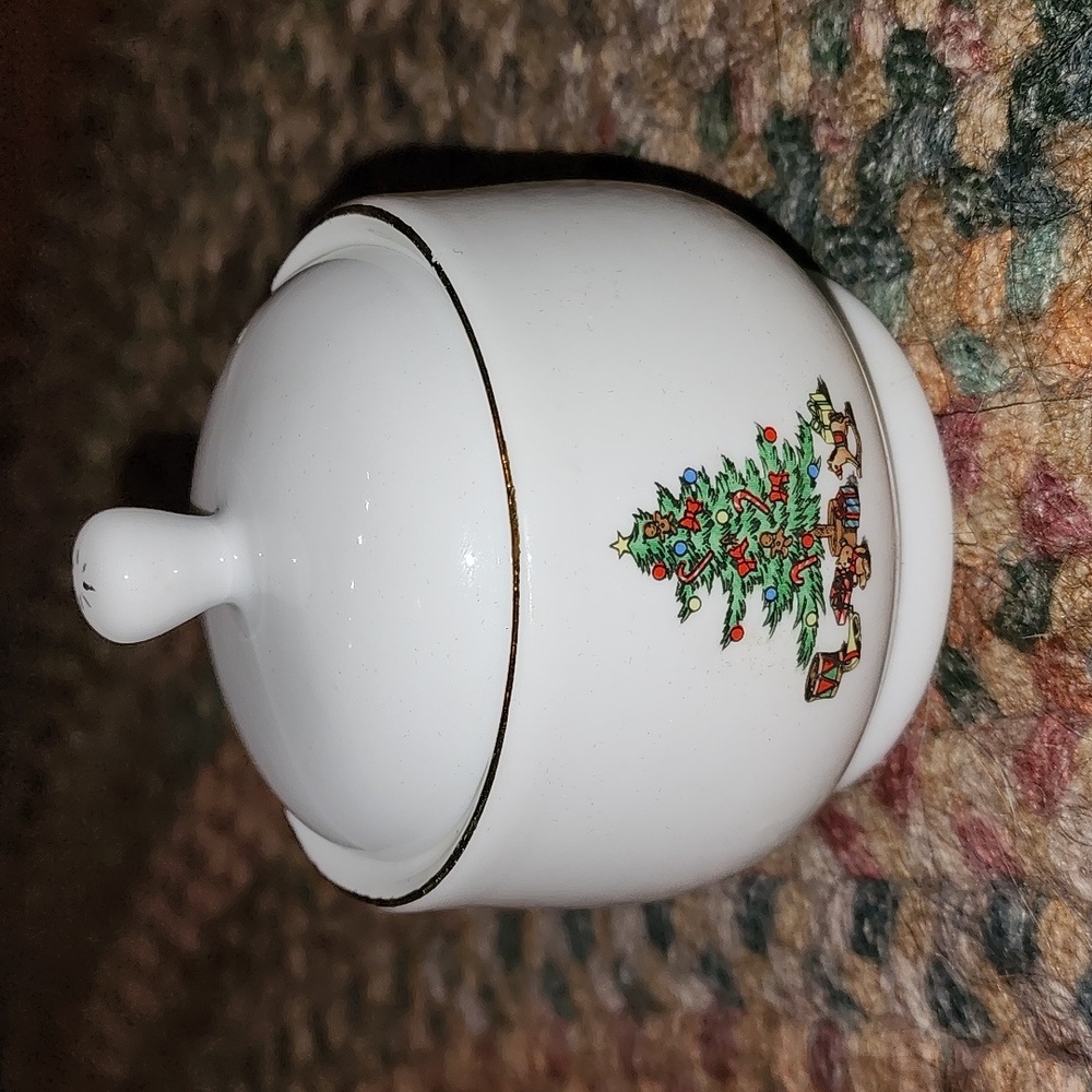 Meiwa Home for the Holidays Sugar Dish